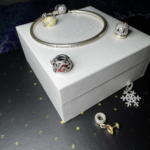 Pandora • White Ornament • Pandora Charm - Picture 16 of 16